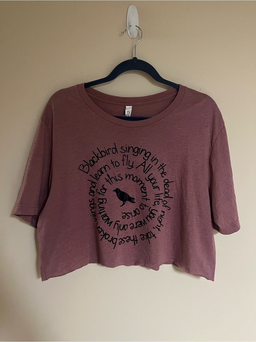 Mauve Cropped Graphic Tee with The Beatles Blackbird Lyrics